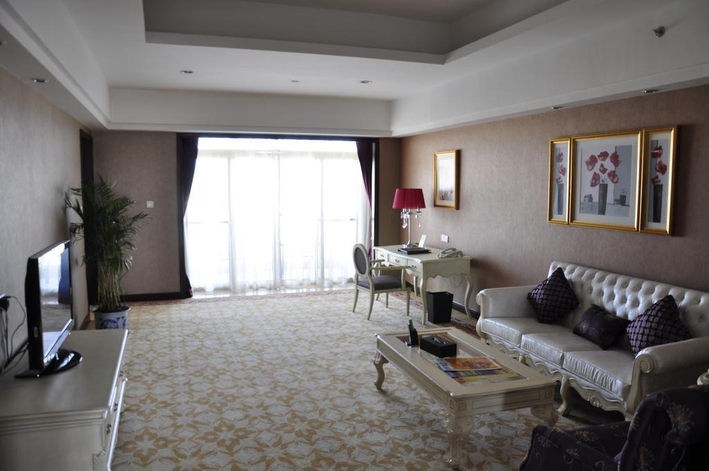 Country Garden Phoenix Hotel Monts Huang Extérieur photo